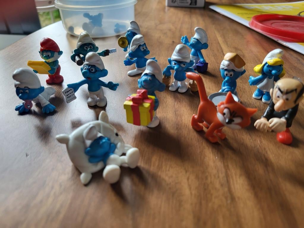 12 Smurfen plus Gargamel en Azraël, Ophalen of Verzenden, Verschillende Smurfen