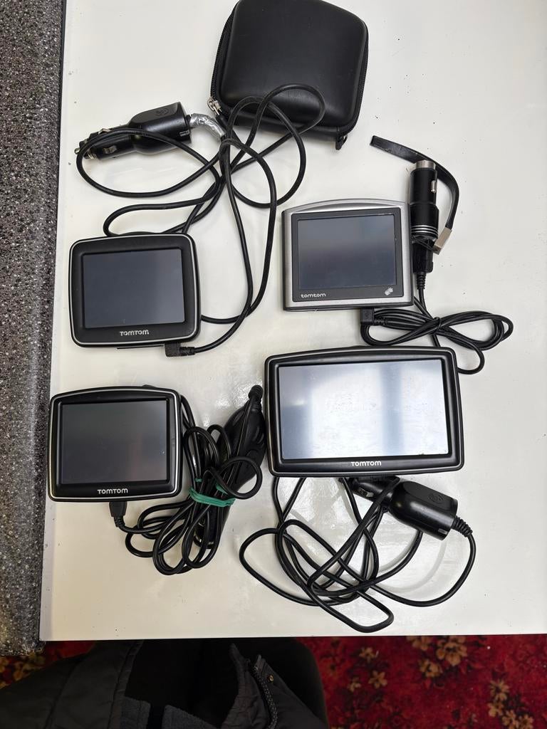 4x TomTom auto navigatie, Ophalen of Verzenden, Gebruikt