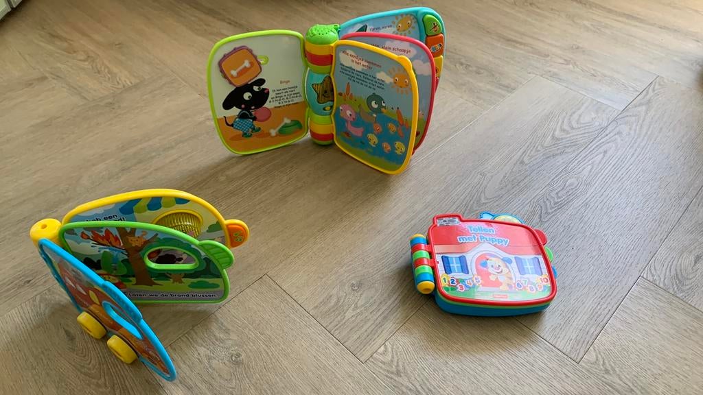 Vtech en Pisher Price geluid voorleesboekjes., Kinderen en Baby's, Speelgoed | Vtech, Ophalen of Verzenden, Zo goed als nieuw