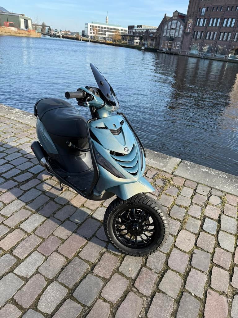 Piaggio zip 80cc mallossi, Ophalen, Maximaal 45 km/u, Zip, Zo goed als nieuw