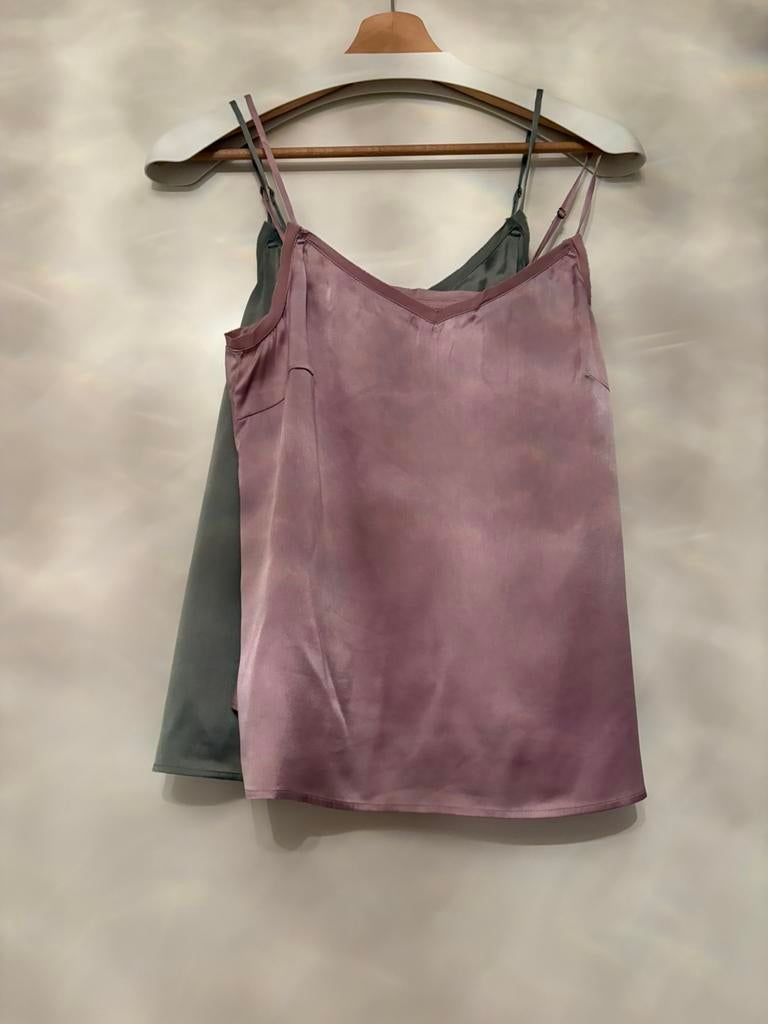 2 hempjes ., Kleding | Dames, Tops, Maat 38/40 (M), Zwart, Ophalen of Verzenden, Zo goed als nieuw