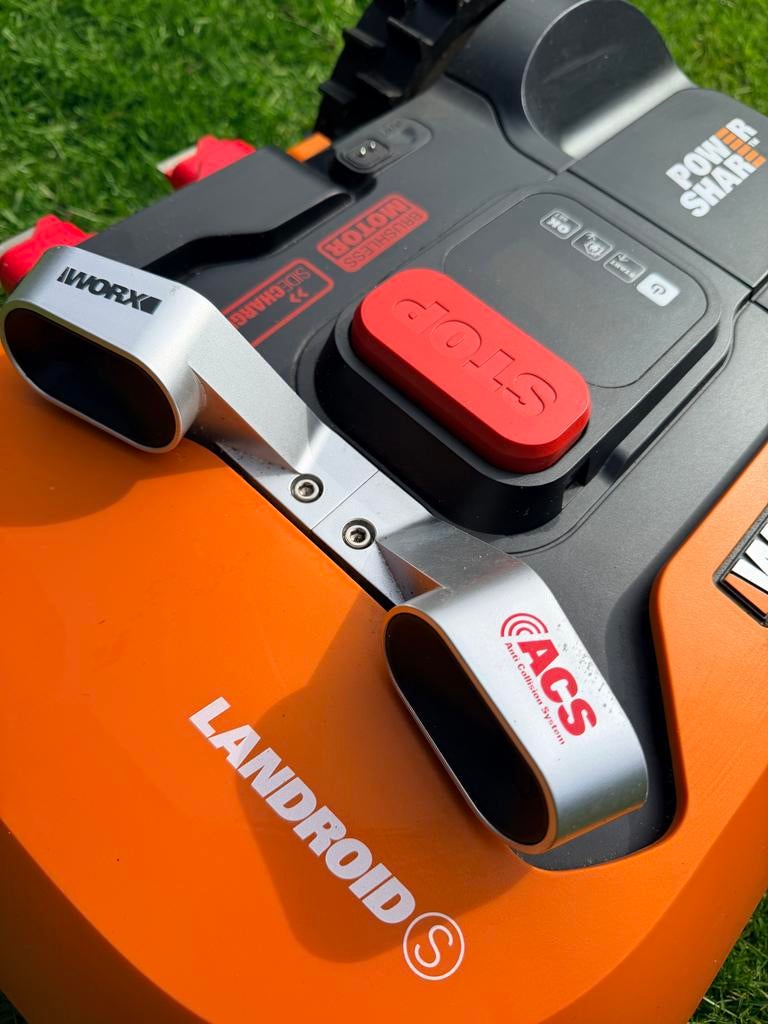 Worx Landroid S robotmaaier, Ophalen of Verzenden, Gebruikt, Minder dan 20 cm, Bestuurbaar via app