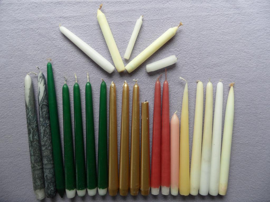 kaarsen diverse kleuren + waxine resten, Overige materialen, Overige kleuren, Nieuw, Ophalen of Verzenden