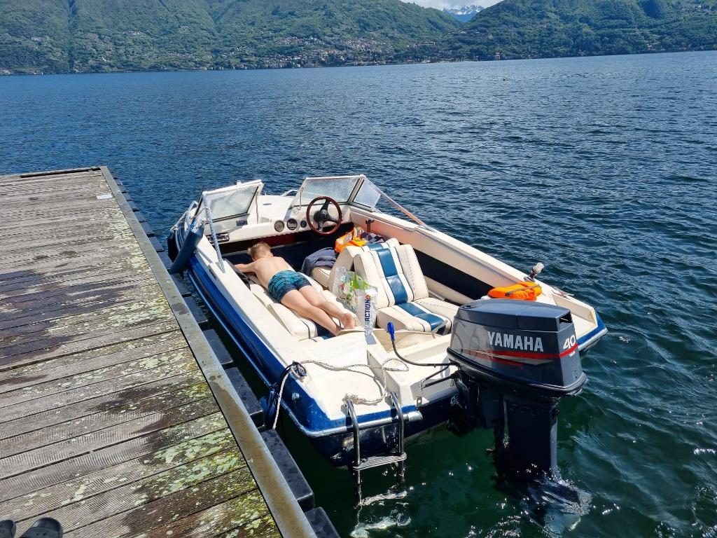 Complete Glastron speedboot 40PK 2-takt Yamaha motor trailer, Ophalen, Gebruikt, Minder dan 70 pk, 3 tot 6 meter