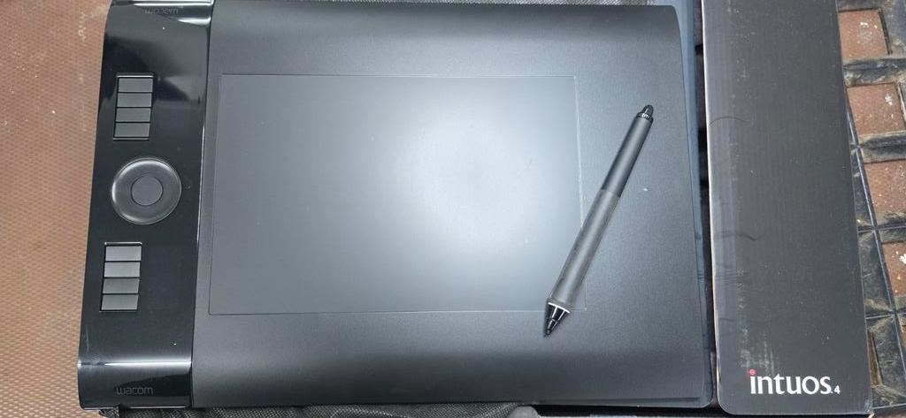 Wacom Intuos 4 Wireless-tablet, Ophalen of Verzenden, Nieuw