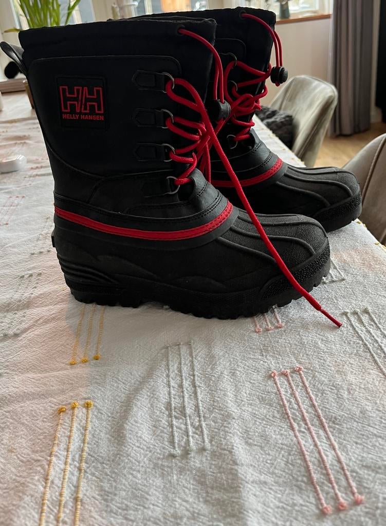 Nieuw snowboots HH maat 36, 100 tot 140 cm, Snowboots, Zo goed als nieuw, Ophalen