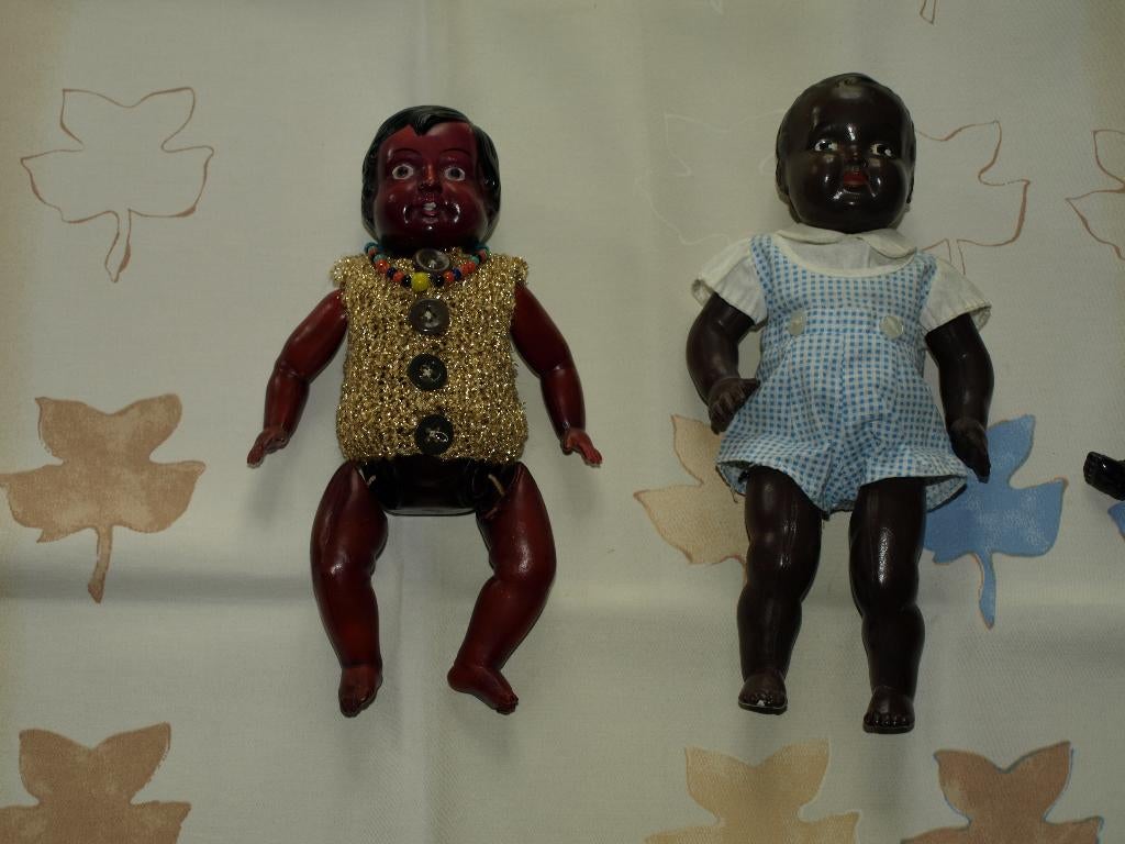 DONKERE CELLULOID POPJES OUD, Antiek en Kunst, Ophalen of Verzenden