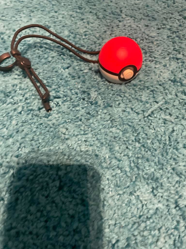 Pokeball Plus - Nieuwstaat, Avontuur en Actie, 1 speler, Ophalen of Verzenden, Zo goed als nieuw