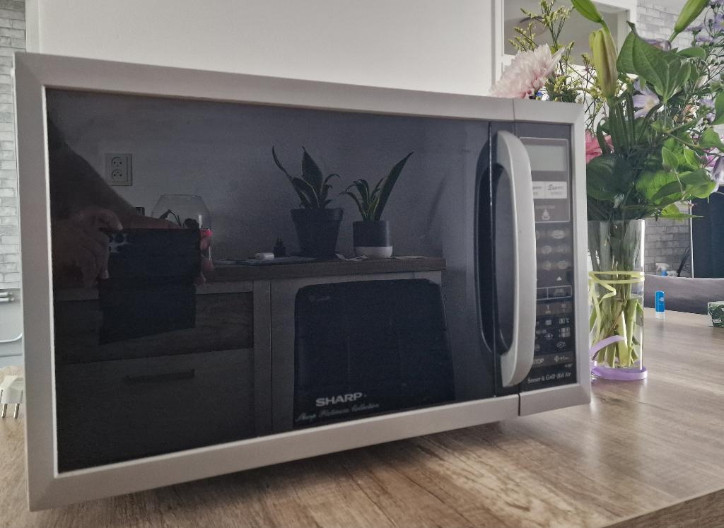 SHARP  Combi Magnetron R967 40L, Witgoed en Apparatuur, Magnetrons, Ophalen, Combimagnetron, Crisp, Gebruikt