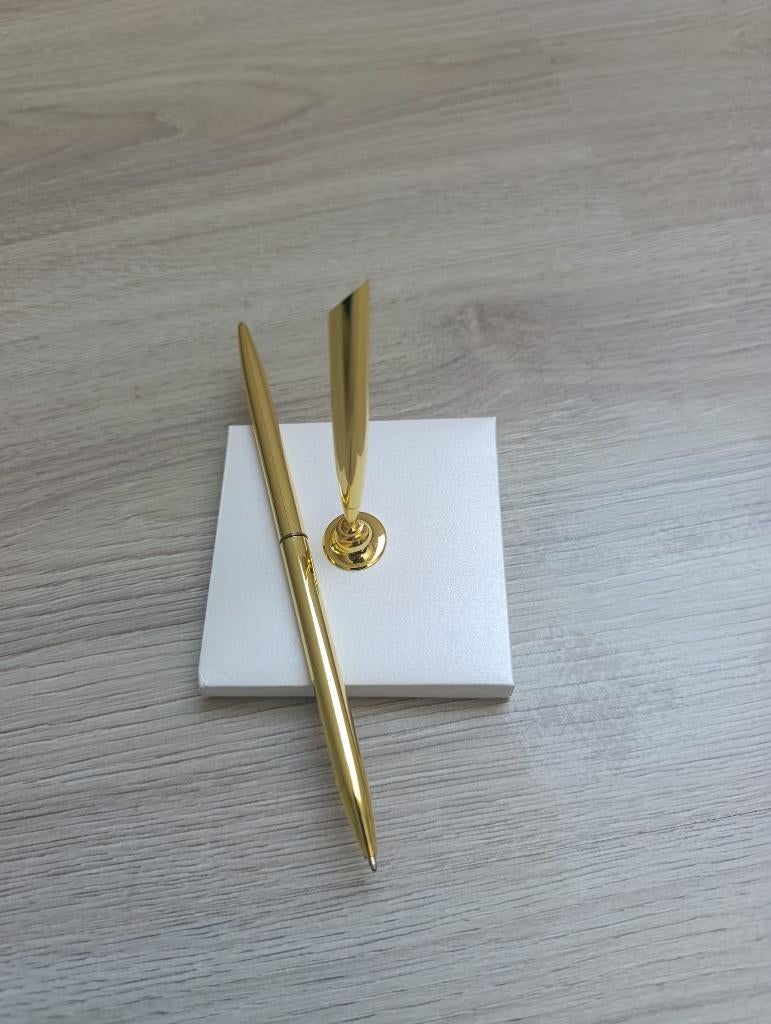 Nieuwe trouwaccessoires, Ophalen of Verzenden, Nieuw, Wit, Accessoires