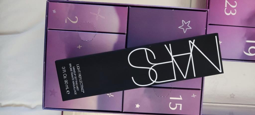 NARS Light Reflecting make up setting mist 90 ml, Ophalen of Verzenden, Nieuw, Gehele gezicht