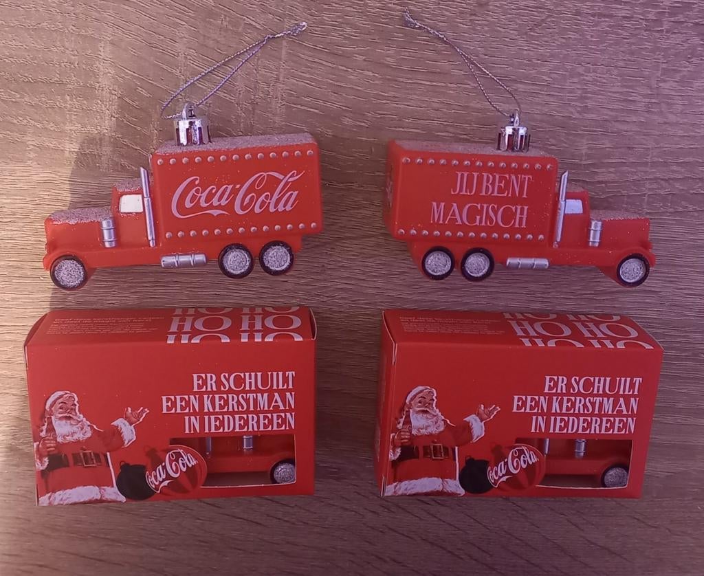 4 Coca-Cola Winter/ Kerst Ornamenten, GlitterHangers in Doos, Ophalen of Verzenden, Nieuw