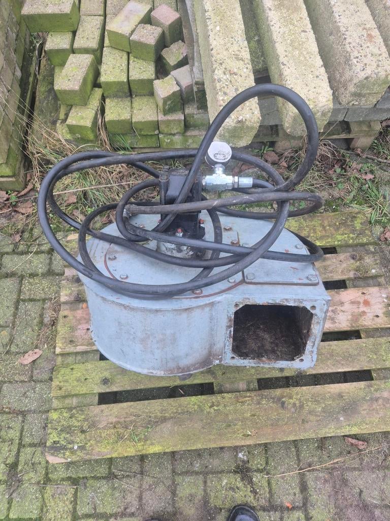 Turbo vuller mesttank, Ophalen, Akkerbouw, Gewasbescherming en Bemesting