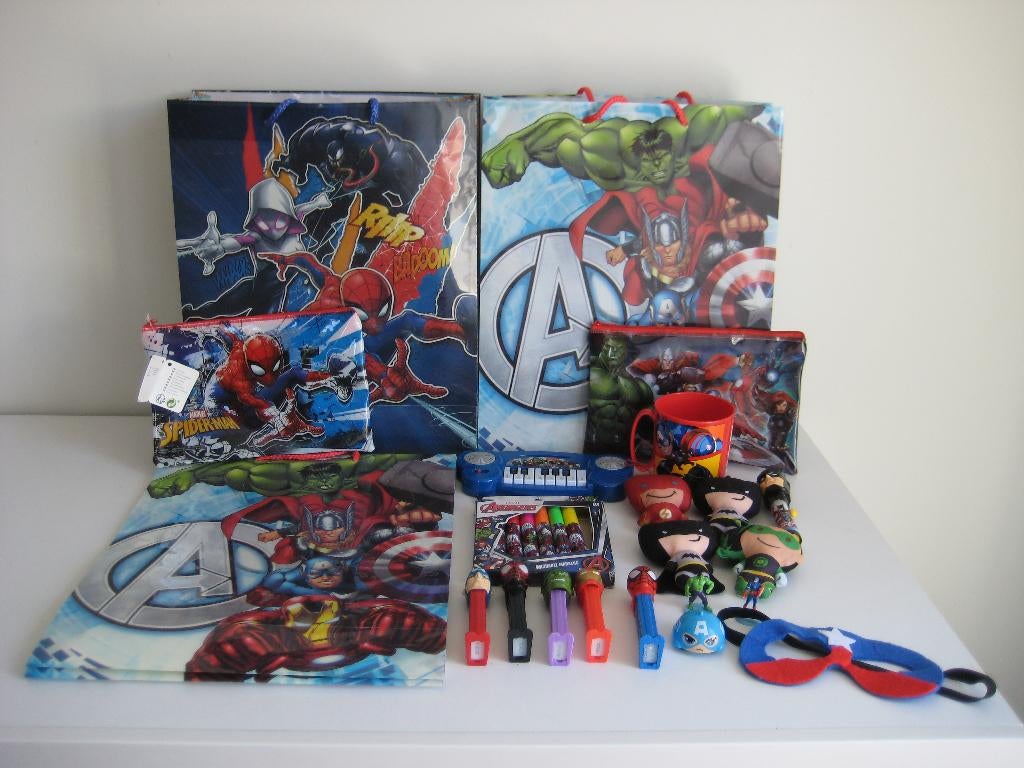 Marvel Avengers en Spiderman spullen ZGAN, Kinderen en Baby's, Speelgoed | Actiefiguren, Zo goed als nieuw, Ophalen of Verzenden