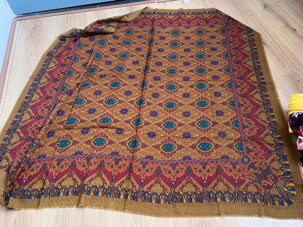 Tie rack bruin wijnrood blauw vierkante sjaal polyester, Ophalen of Verzenden, Zo goed als nieuw, X, Sjaal