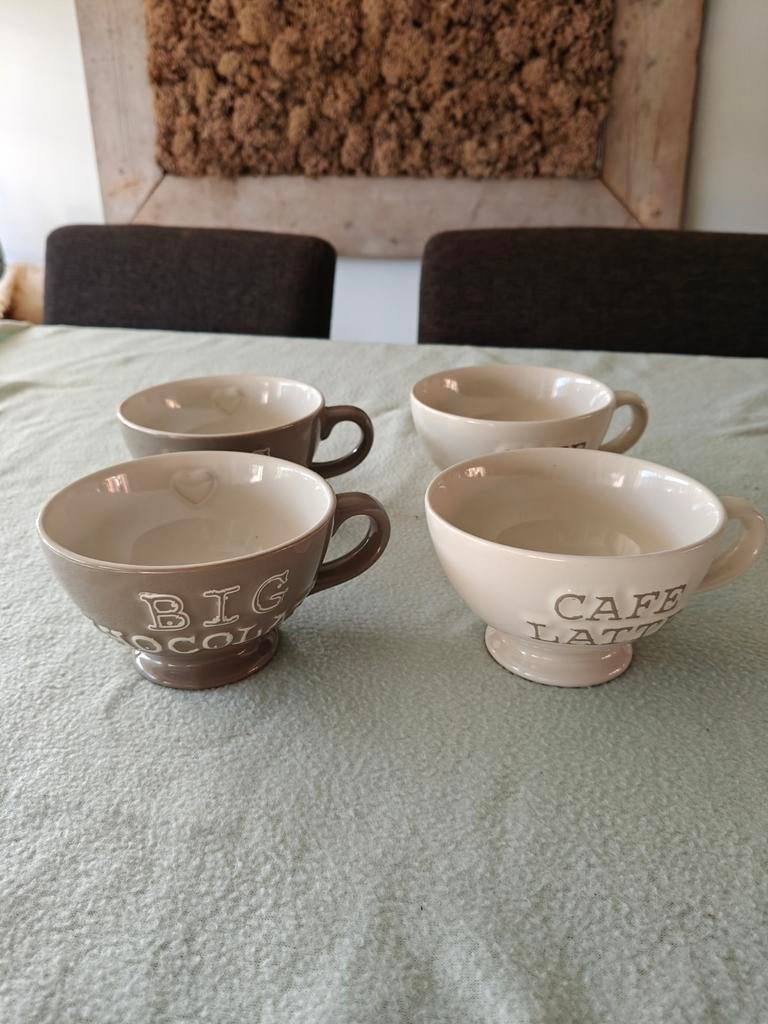 Drink kommen Keramiek Bastion, Huis en Inrichting, Keuken | Servies, Ophalen of Verzenden, Overige stijlen, Kop(pen) en/of Schotel(s)