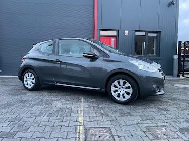 Peugeot 208 1.0 VTI 50KW/68PK 3-D 2014 Grijs, Auto's, Peugeot, Voorwielaandrijving, 68 pk, Origineel Nederlands, 24 km/l