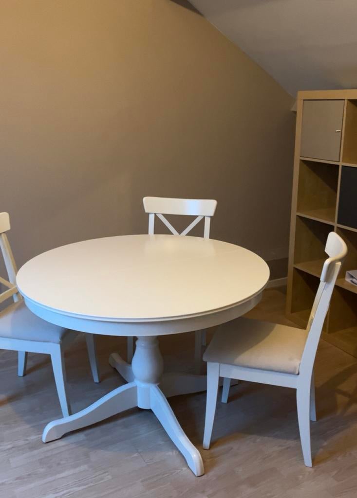 Ronde/ovale eettafel, Huis en Inrichting, Tafels | Eettafels, Ophalen, Gebruikt, 50 tot 100 cm, 100 tot 150 cm