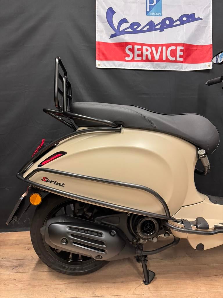 Vespa sprint 50s | Custom | Full option | Garantie | Alarm, Fietsen en Brommers, Scooters | Vespa, Ophalen, Overige modellen, Maximaal 45 km/u