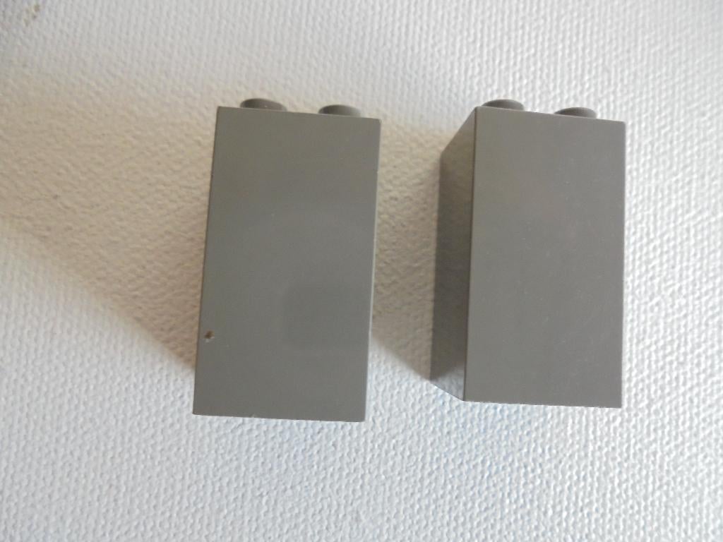 Lego: Pilaren 2x2x3 oud donkergrijs, Ophalen of Verzenden, Gebruikt, Lego