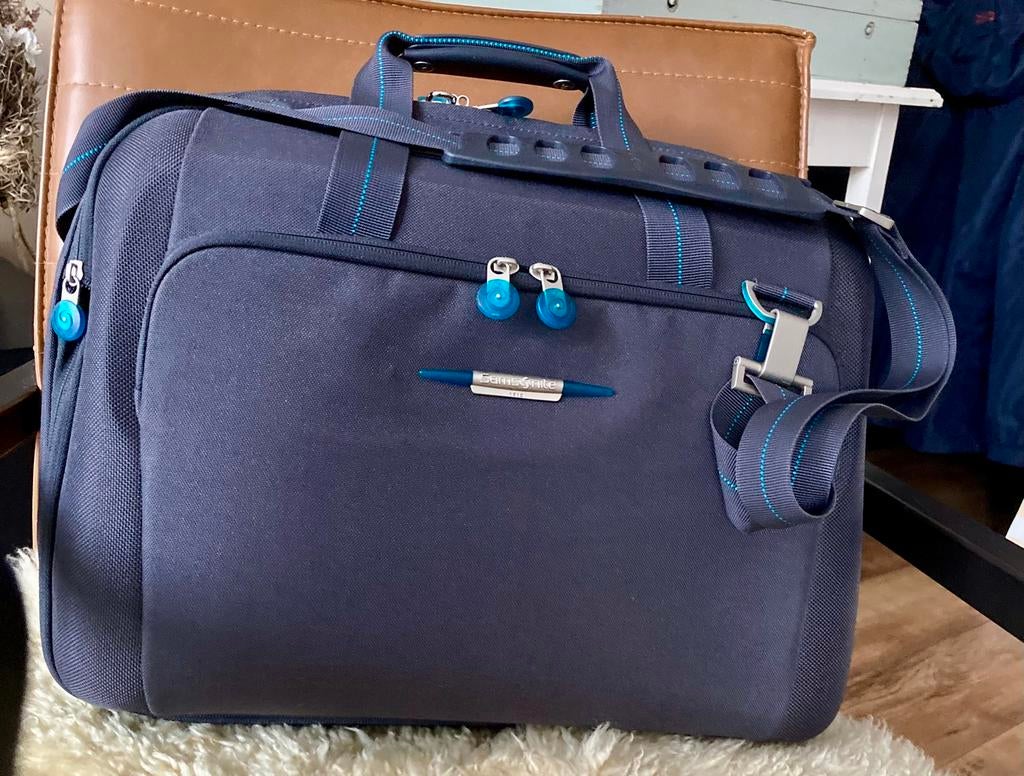 Attache/laptoptas Samsonite zgan, Ophalen of Verzenden, 17 inch of meer, Zo goed als nieuw, Schoudertas