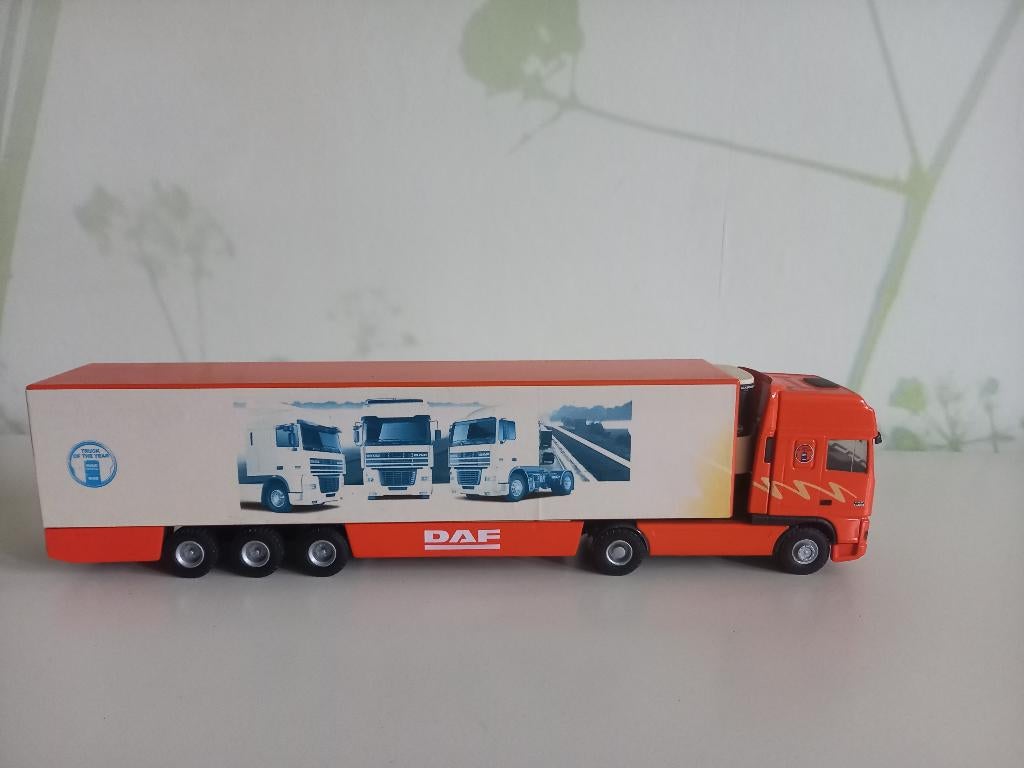 Daf super space cab met oplegger, Ophalen of Verzenden, Gebruikt, Bus of Vrachtwagen, Lion Toys
