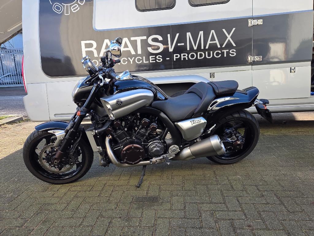 yamaha vmax 1700, Motoren, Motoren | Yamaha, 4 cilinders, Motorrijbewijs A, Bedrijf, Meer dan 35 kW
