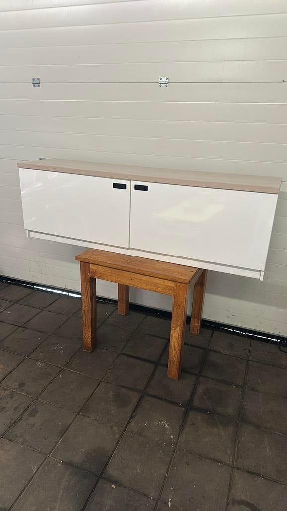 Kastje voor in zelfbouw camper met uitsparing wielkast, Caravans en Kamperen, Ophalen, ...., Zo goed als nieuw, ...
