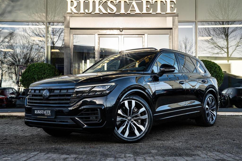 Volkswagen Touareg R 3.0TSi 4MOTION|PANO|DYNAUDIO|HEADUP|21', Automaat, Gebruikt, 2995 cc, Zwart