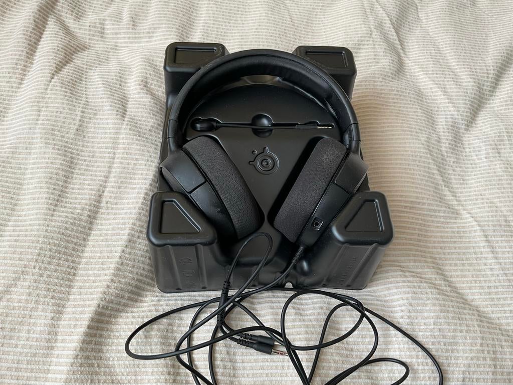 SteelSeries Arctis 1 Bedrade Gaming Headset, Ophalen of Verzenden, Zo goed als nieuw, Over-ear, Gaming headset