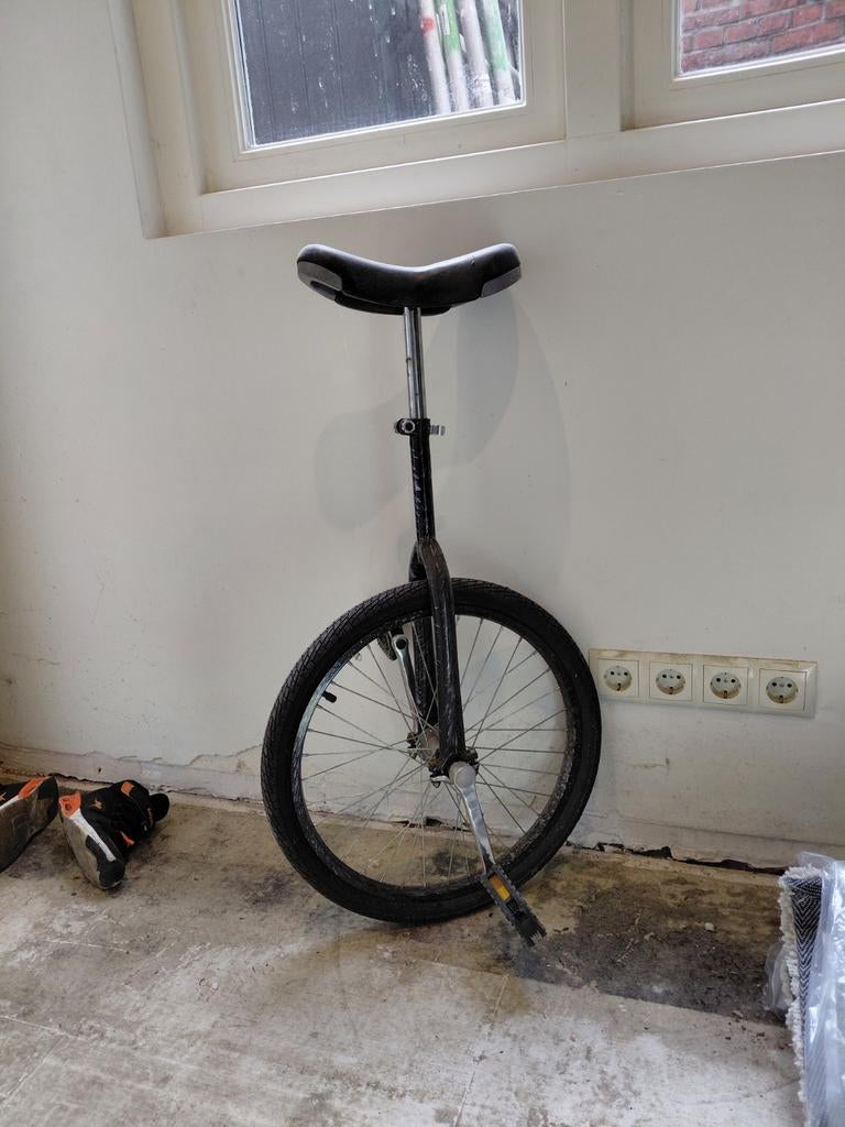 Gebruikte eenwieler met lekke band, Fietsen en Brommers, Fietsen | Eenwielers, Ophalen, Gebruikt