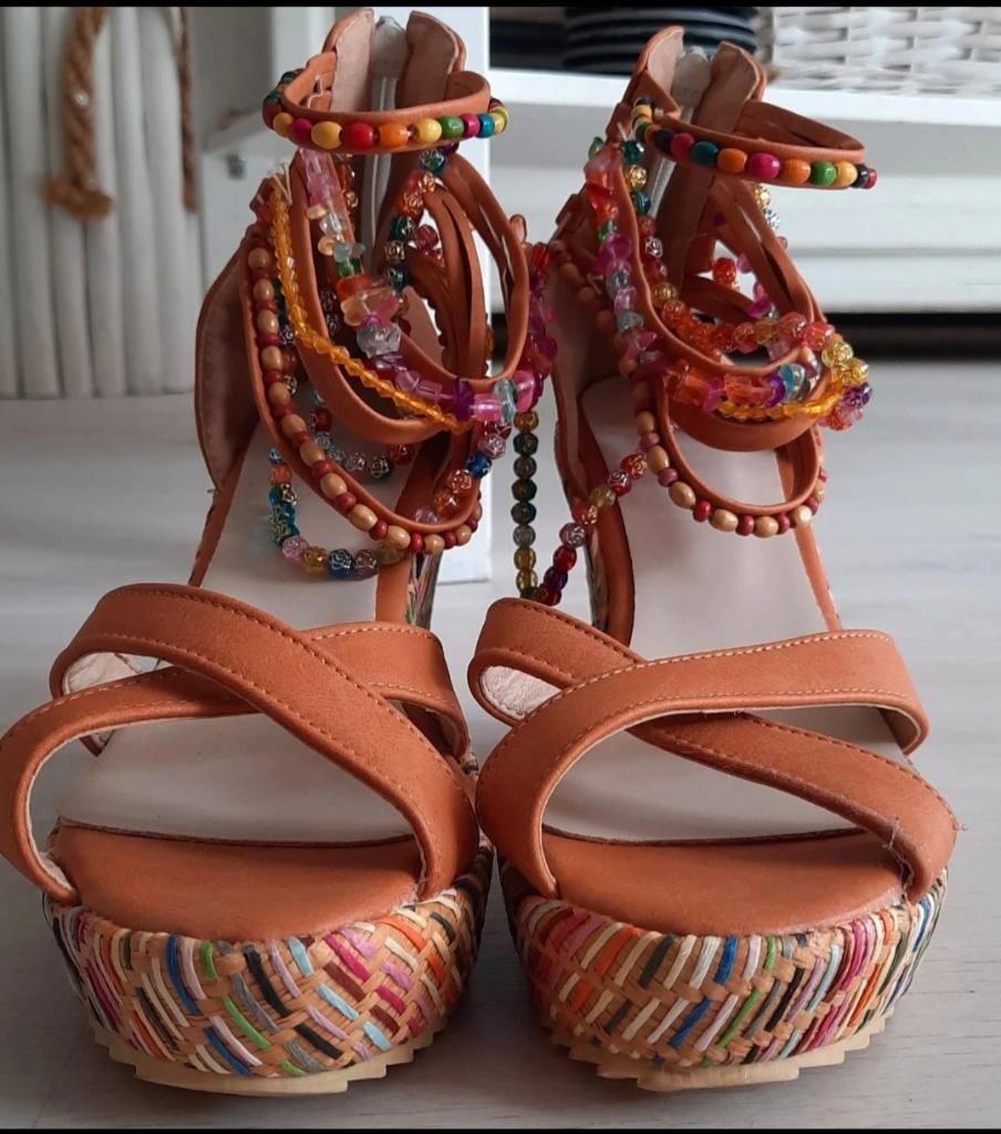 Sleehakken, Nieuw, Oranje, Ophalen of Verzenden, Onbekend