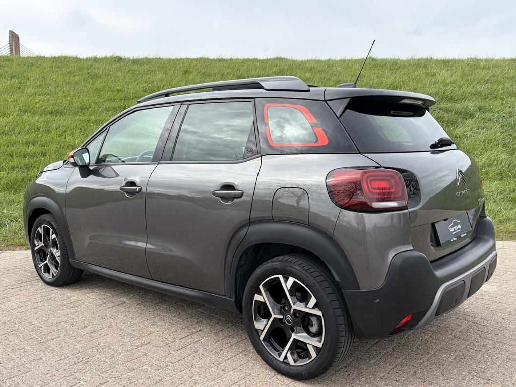 Citroën C3 Aircross 1.2 PureTech Shine Schuif-/kanteldak |, Gebruikt, Zwart, 1199 cc, Leder en Stof