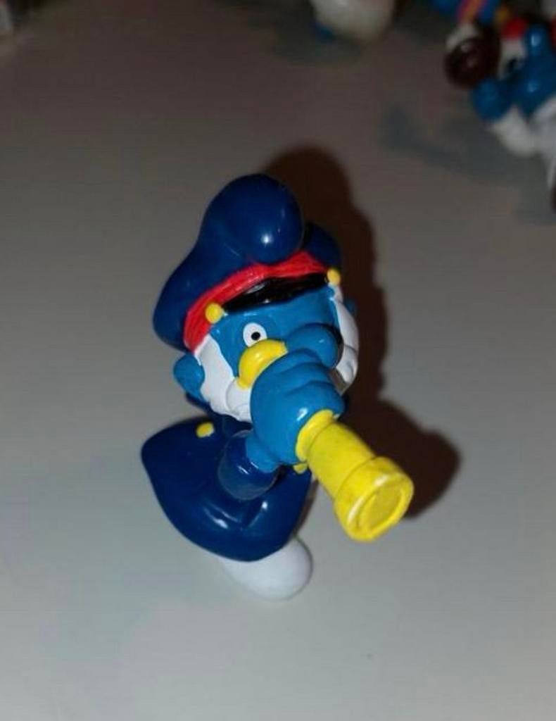 Kapitein Smurf met verrekijker, Verzamelen, Smurfen, Ophalen of Verzenden, Gebruikt, Overige Smurfen, Poppetje, Figuurtje of Knuffel