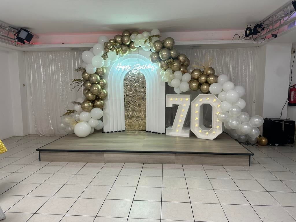 Te huur hele decoratie of los, Ophalen of Verzenden, Zo goed als nieuw, Geboorte of Huwelijk