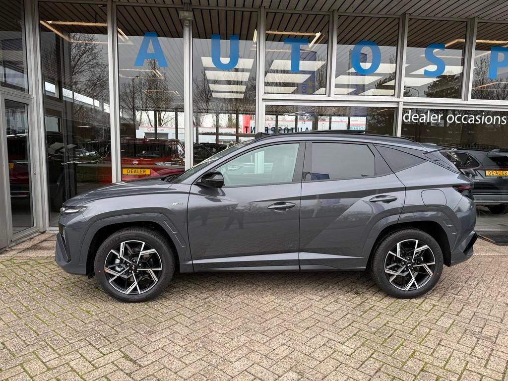 Hyundai Tucson 1.6 T-GDI HEV N Line Sky 215PK / PANO, 360 CA, Gebruikt, Zwart, 4 cilinders, Adaptive Cruise Control