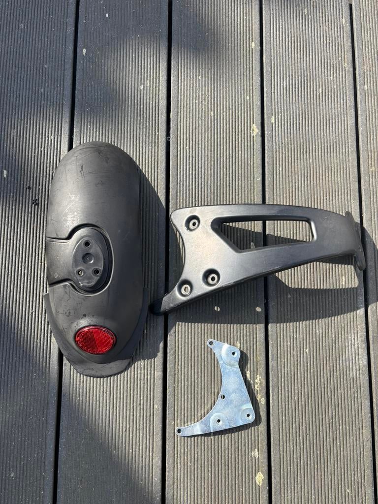 Gilera Ice achterspatbord, Fietsen en Brommers, Ophalen of Verzenden, Zo goed als nieuw, Kap, Overige merken