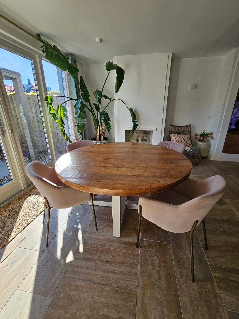Eettafel rond 150 cm en 4 beige stoelen, Huis en Inrichting, Tafels | Eettafels, Ophalen, Rond, Zo goed als nieuw, Vier personen