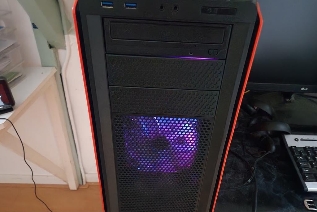 Game pc i7 4770x watergekoeld 32gb 1080ti11gb windows11 pro, Ophalen, 32 GB, Zelf gebouwde pc, Zo goed als nieuw