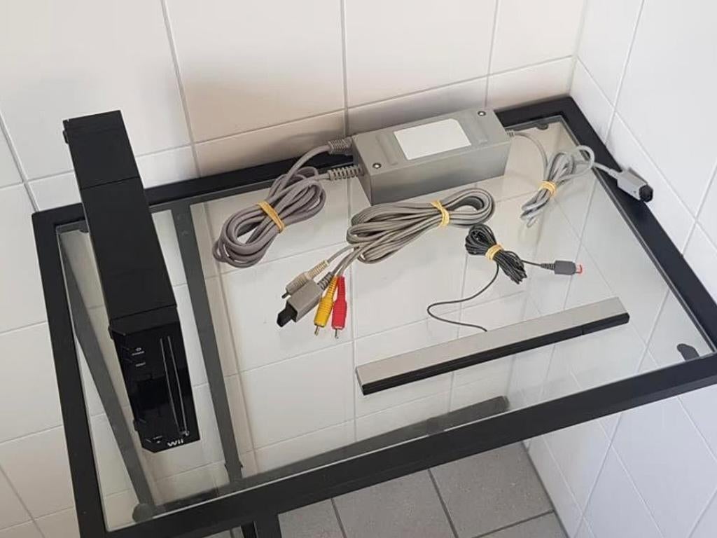 Nintendo Wii met KABELS, Ophalen of Verzenden, Gebruikt, Zonder controller