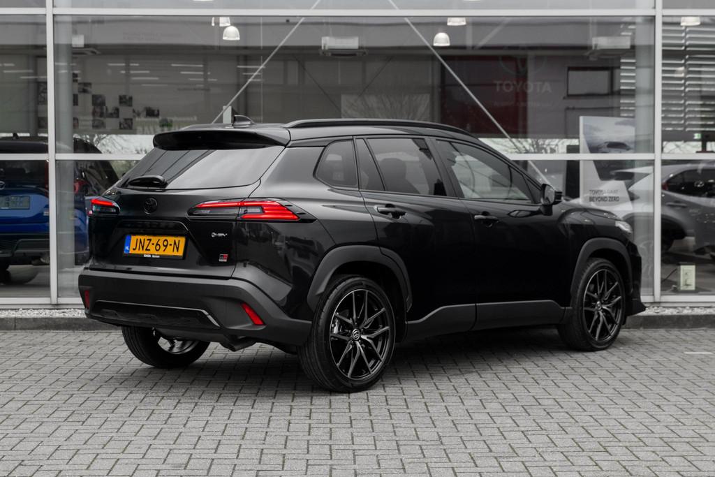 Toyota Corolla Cross Hybrid 180 GR Sport, Stof, Gebruikt, 4 cilinders, 179 pk