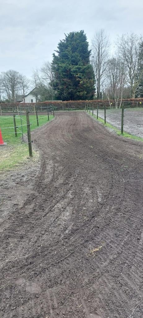 Gezocht: Schoon ophoogzand voor paddock in Bergen op Zoom, Ophalen of Verzenden