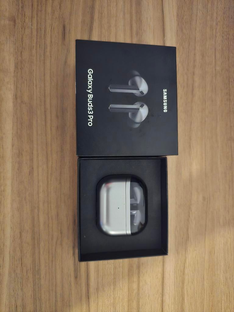 Samsung Galaxy Buds3 Pro Zilver, Ophalen, Nieuw, Overige merken, Draadloos