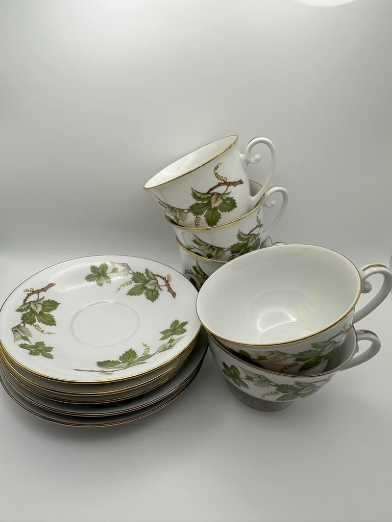 Tirschenreuth Servies: 2 Koffiekopjes & 3 Theekopjes, Ophalen of Verzenden