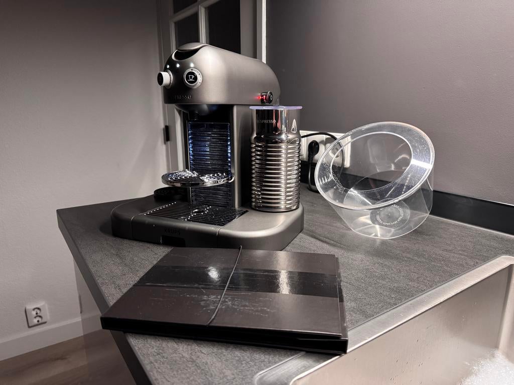 Nespresso Krups Gran Maestria met melkopschuimer, Ophalen, Gebruikt, Espresso apparaat, 1 kopje