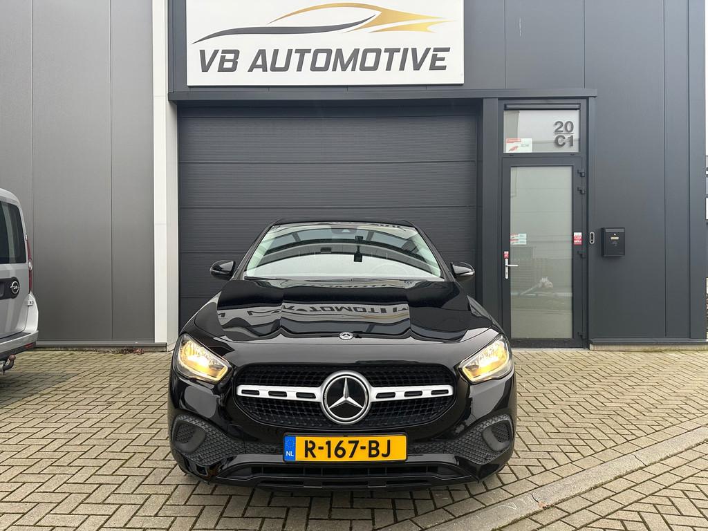Mercedes-Benz GLA-klasse 200 | SFEER | CAMERA | LANE | CRUIS, 4 cilinders, Leder en Stof, SUV of Terreinwagen, Geïmporteerd