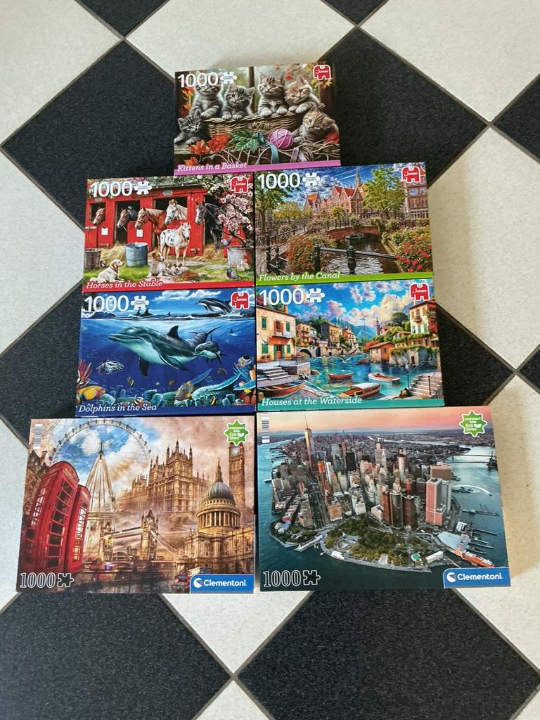 Set van 8 puzzle puzzel Jumbo & Clementoni 1000 stukjes, Ophalen of Verzenden, 500 t/m 1500 stukjes, Zo goed als nieuw