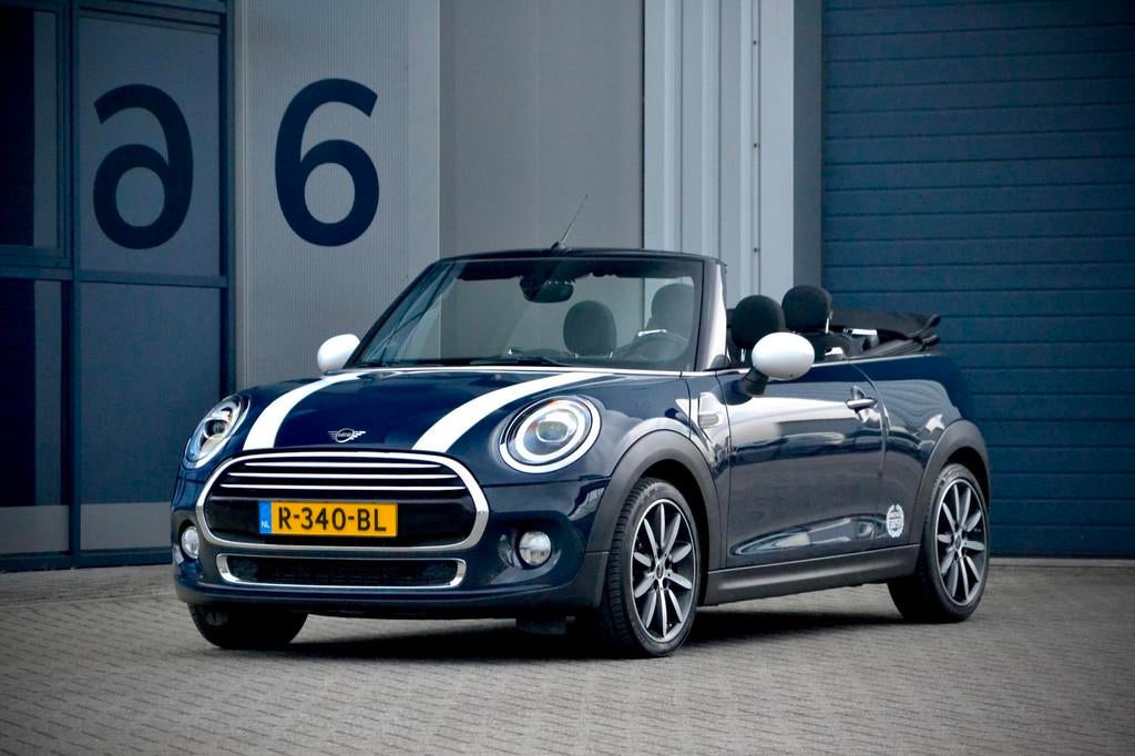 Mini Mini Cabrio 1.5 Cooper Chili / Sportstoelen / LED / H&K, Auto's, Voorwielaandrijving, 136 pk, Gebruikt, Euro 6