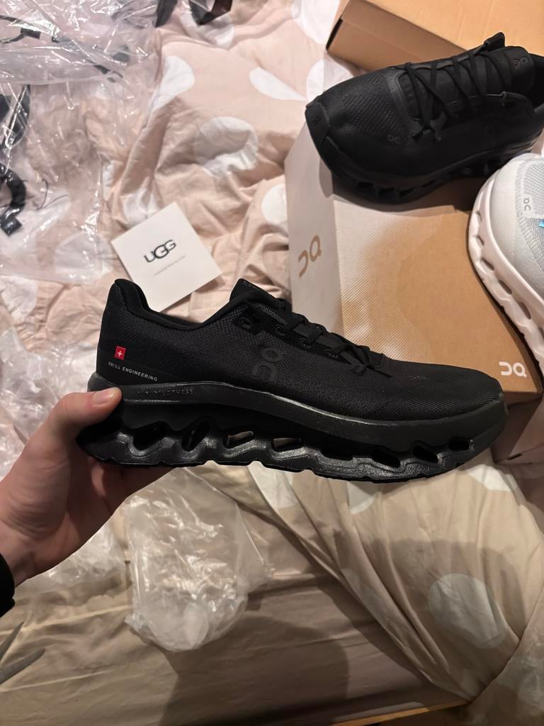 On Running Cloudtilt Zwart – Nieuw!, Kleding | Heren, Schoenen, Zo goed als nieuw, Sneakers of Gympen, Zwart, Ophalen of Verzenden