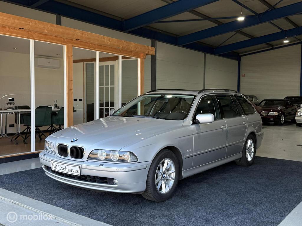 2003 BMW 525i Touring | 46 dkm | 1e eig. | Nieuwstaat, Auto's, BMW, Automaat, Achterwielaandrijving, Gebruikt, Zwart